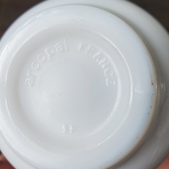 VINTAGE ARCOPAL FRANCE 4 sets Floral Teacup & Saucer Pastels Cottagecore Coastal - Picture 8 of 8